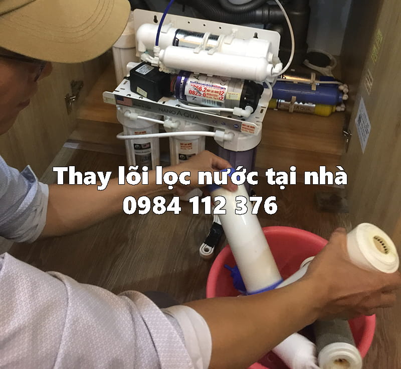 Thay lõi lọc nước tại nhà ở Thanh Trì 0984 112 376