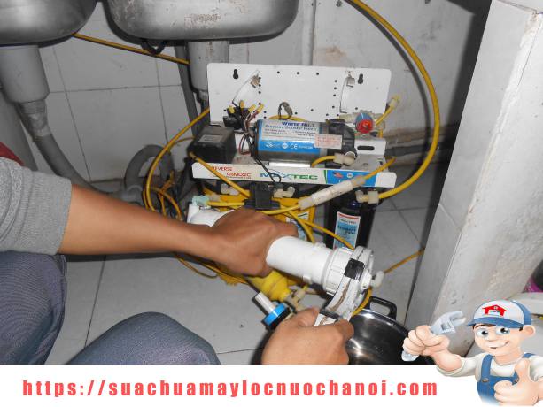 Sửa máy lọc Kangaroo tại nhà Cầu Diễn 0914 486 106
